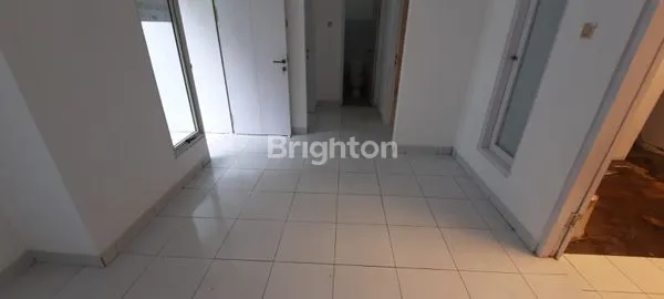 image RUMAH ASRI DAN NYAMAN SIAP HUNI DEKAT STASIUN CISAUK SERPONG GARDEN  (2)