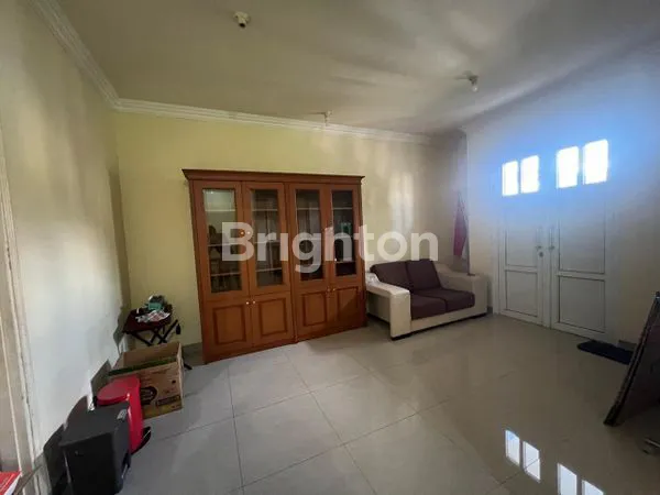 image RUMAH DI RAFFLESS HILLS CIBUBUR (7)