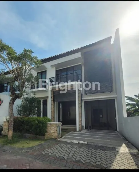 RUMAH DI KERTAJAYA SURABAYA DEKAT ITS PAKUWON CITY ARAYA MERR UNAIR HANG TUAH