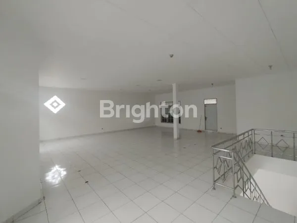 image RUKO STRATEGIS DI JATIBENING, LT 160M² (3)