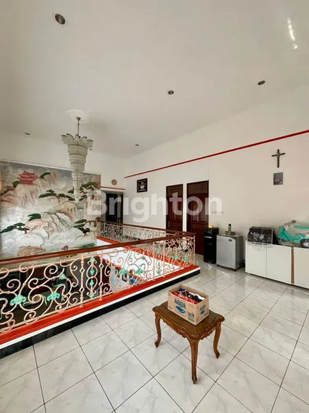 image RUMAH 2.5 LANTAI MEWAH SIAP PAKAI DIJUAL CEPAT TANAH MAS SEMARANG UTARA  (3)