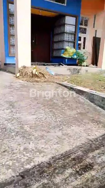 image RUMAH 2 LANTAI DIJUAL (3)