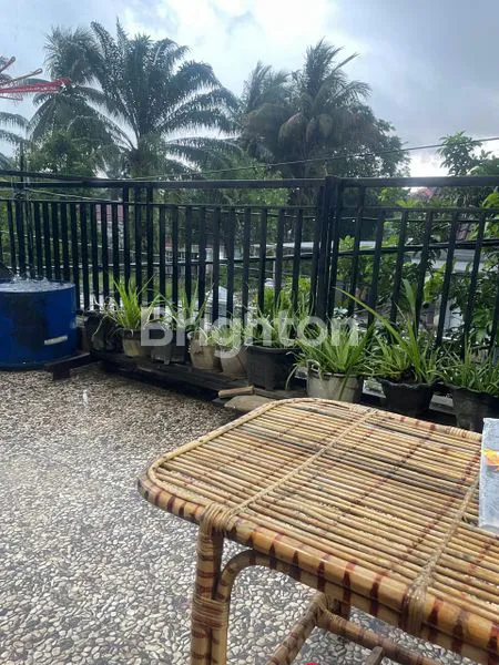 image DIJUAL RUMAH 2 LANTAI (7)