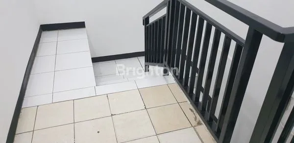 image RUKO  2 LANTAI  DISEWAKAN DI  GANDASARI CIKARANG BARAT (3)