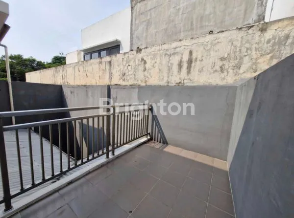 image DIJUAL RUMAH EMINENT BSD (8)