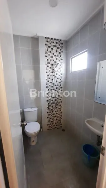 image RUMAH 2 LANTAI DI CLUSTER MARTINEZ, GADING SERPONG (4)