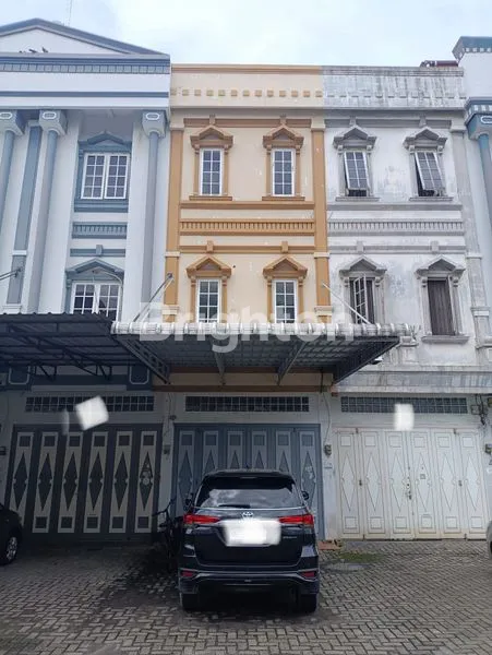 RUKO 3 LANTAI SHM, LT 64M² DI BILAL PRIMA MEDAN