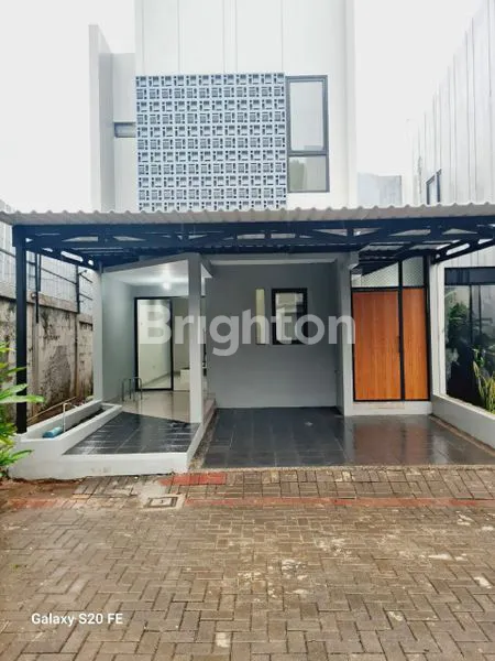 image RUMAH 2 LANTAI SIAP HUNI THE AKASIA EIGHT SARUA CIPUTAT (1)