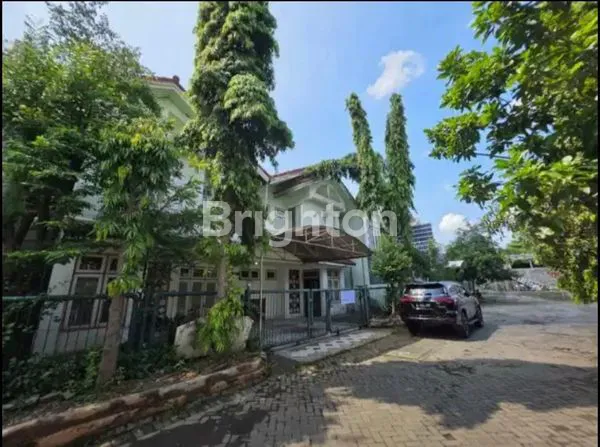 image HUNIAN NYAMAN 2 LANTAI LT 272 DI GAYUNGAN (2)