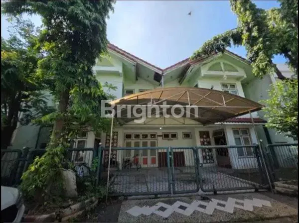 image HUNIAN NYAMAN 2 LANTAI LT 272 DI GAYUNGAN (1)