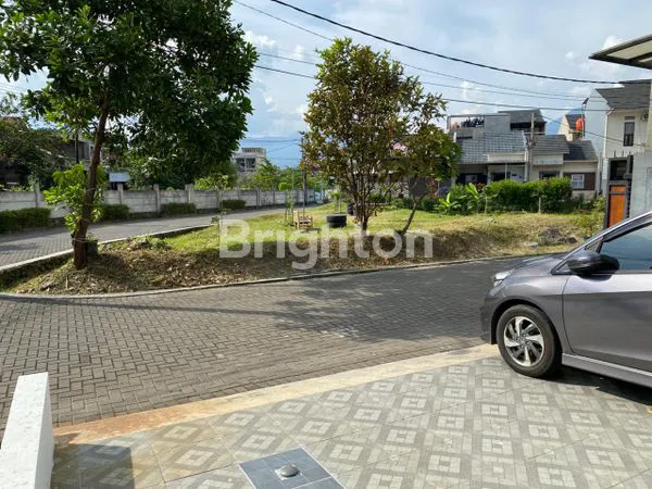 image RUMAH BARU, POSISI D HOOK DI DALAM KOMP, DEKAT FASUM & PINTUL TOL DI GRAND PINUS REGENCY BANDUNG (2)