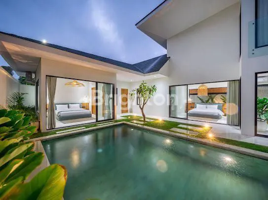 image DIJUAL VILLA SULTAN DI SEMINYAK (1)