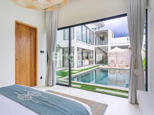 image DIJUAL VILLA SULTAN DI SEMINYAK (3)