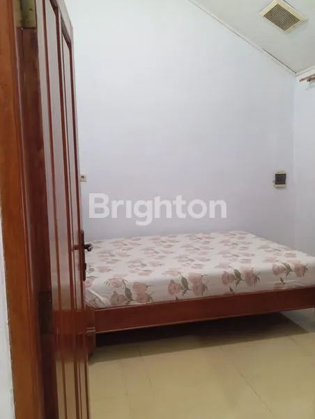 image JUAL RUMAH LOKASI STRATEGIS DEKAT AL AZHAR JAKASAMPURNA (3)