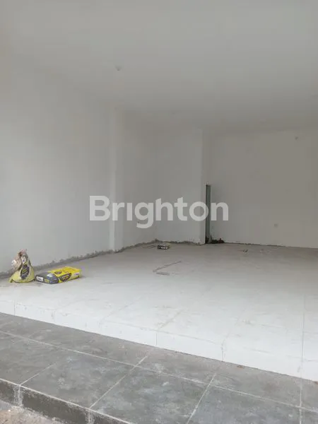 image TOKO STRATEGIS BERAWA, LT 45M² HARGA NEGO (2)