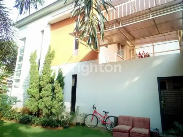 image RUMAH SUMMARECON BEKASI (3)