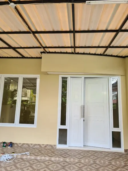 image RUMAH SIAP HUNI 3 LANTAI JANUR ELOK (1)