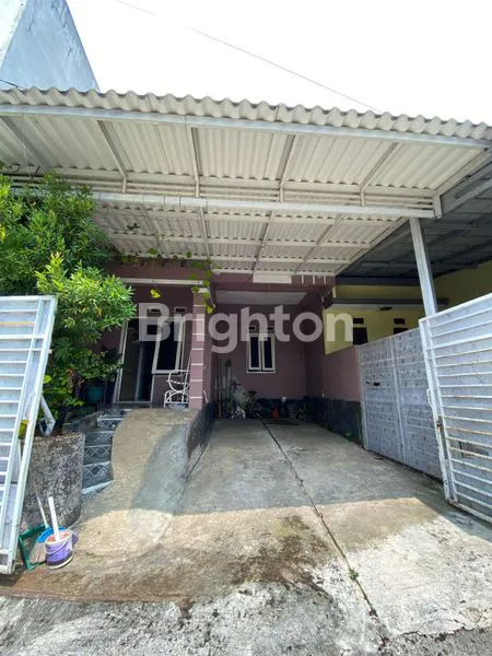 image RUMAH CANTIK 2 LANTAI SIAP HUNI HARGA MURAH DI GADOG PUNCAK (1)