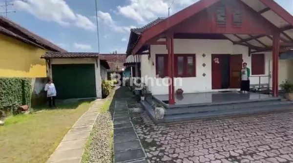image KESEMPATAN EMAS! RUMAH SUPER LUAS 1818 M2 DI TENGAH KOTA BLITAR, LOKASI LANGKA, TIDAK ADA KEDUA KALINYA, NILAI TAK TERGANTIKAN (2)