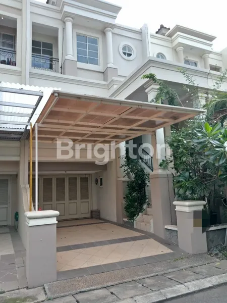 image RUMAH 3 LANTAI RAPI SIAP HUNI DI GADING GRANDE KELAPA GADING (1)