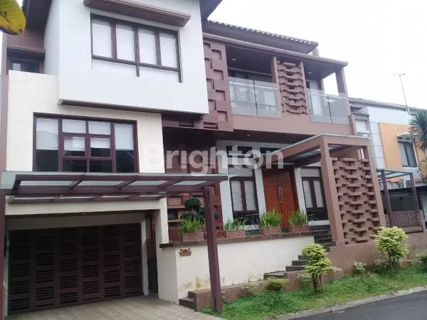 image RUMAH MEWAH DAN NYAMANDI PALEM SEMI (1)