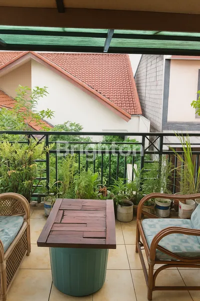 image RUMAH SEMI FURNISHED 4+1 KAMAR DI SRENGSENG SAWAH, JAGAKARSA – SIAP HUNI, LOKASI STRATEGIS! (3)