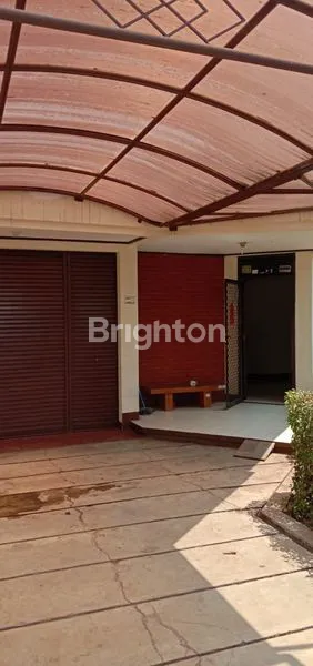 RUMAH TUA TAMAN ALFA INDAH