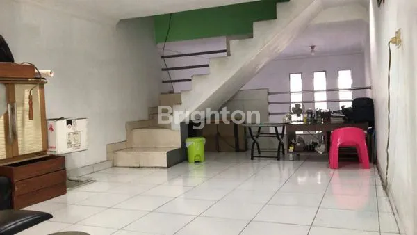 image DIJUAL RUMAH 3 LANTAI DI PADEMANGAN, JAKARTA UTARA (6)