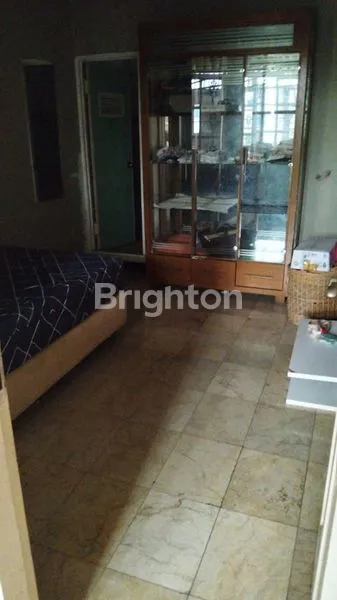 image DIJUAL RUMAH BESAR 2 LT KEMANG PRATAMA (7)