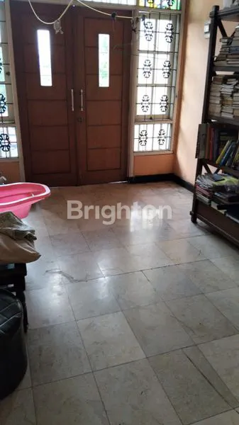 image DIJUAL RUMAH BESAR 2 LT KEMANG PRATAMA (4)