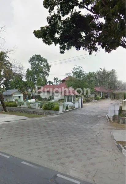 image LAHAN PREMIUM 1,7 HA & GEDUNG DI JL. SUDIRMAN PEKANBARU (4)