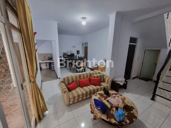 image HUNIAN STRATEGIS CIBUBUR, LT 461M² SHM (3)