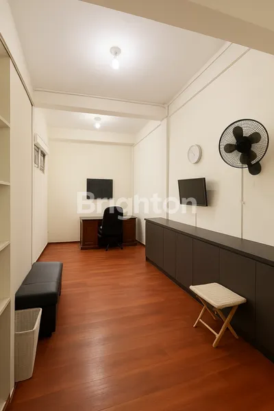 image RUMAH 2 LANTAI EKSKLUSIF DI GADING HARMONY, KELAPA GADING – SIAP HUNI & LOKASI PREMIUM (2)