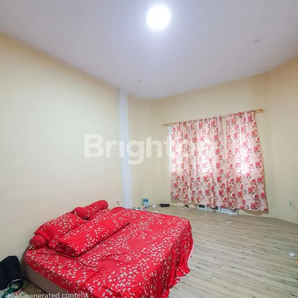 image RUMAH 3,5 TINGKAT SIAP HUNI DI INTI KOTA - LETAK STRATEGIS DENGAN HARGA TERJANGKAU DI JL BRIGJEN KATAMSO MEDAN MAIMUN (6)