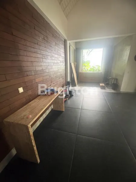 image 4 BR EXCLUSIVE SPACIOUS VILLA IN BATU BELIG CANGGU (7)
