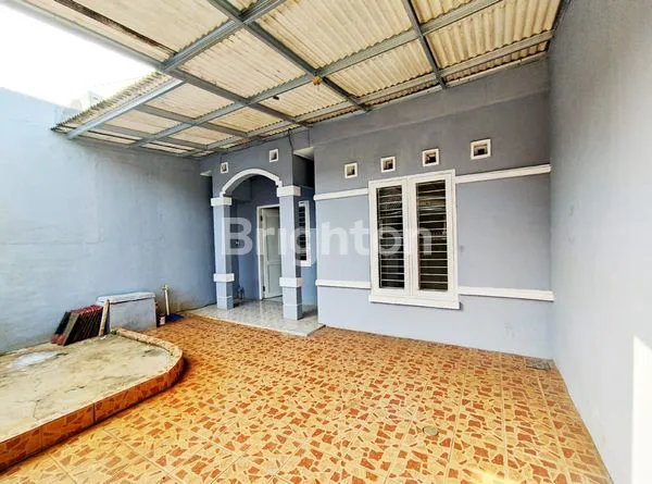 image DIJUAL RUMAH SIAP HUNI DI TANGERANG SELATAN – LOKASI STRATEGIS, HARGA TERJANGKAU! (7)