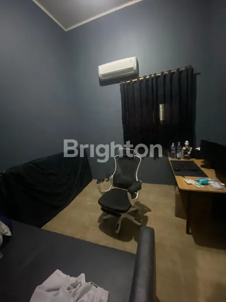 image RUMAH + 3 KIOS AKTIF DI PINGGIR JALAN RAYA UTAMA LEGOK TANGERANG LOKASI STRATEGIS (5)