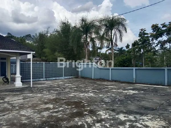 image RUMAH MEWAH LT 558M² DI BALIKPAPAN UTARA (4)