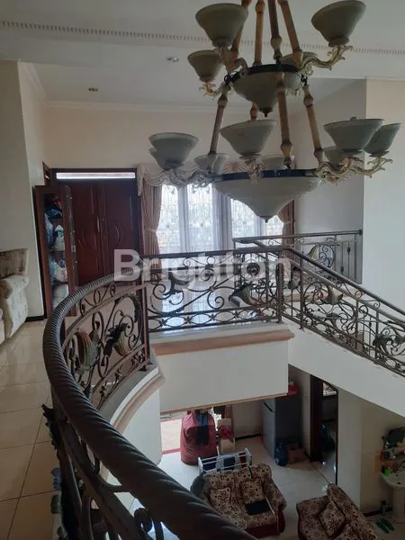 image RUMAH SIAP HUNI UNTUK KELUARGA TERCINTA LUAS 334 MTR² SHM, GAJAH RAYA SEMARANG TIMUR (4)