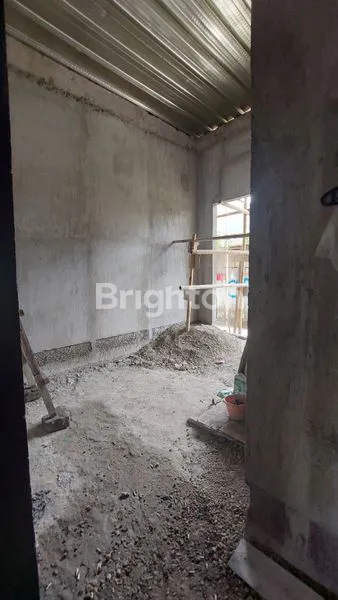 image RUMAH 1/2 JADI MODERNLAND, 5+1 KT, LT 265M² (3)