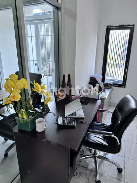 image RUKO CANTIK DAN BAGUS SIAP HUNI (4)