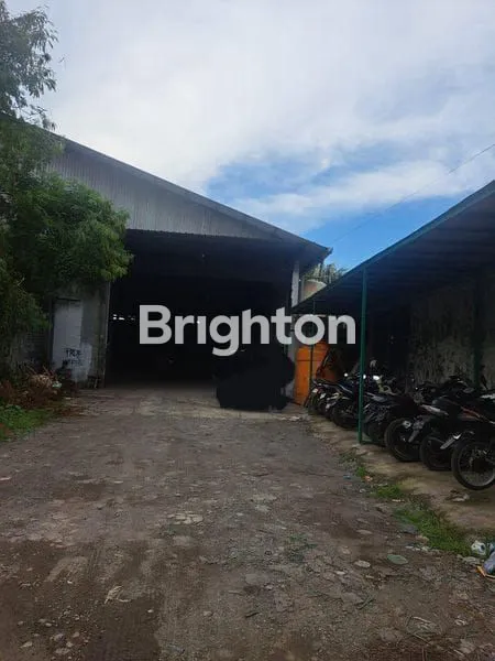 image DIJUAL!GUDANG PRODUKTIF STRATEGIS DI JALAN UTAMA PUTAT LOR MENGANTI (1)