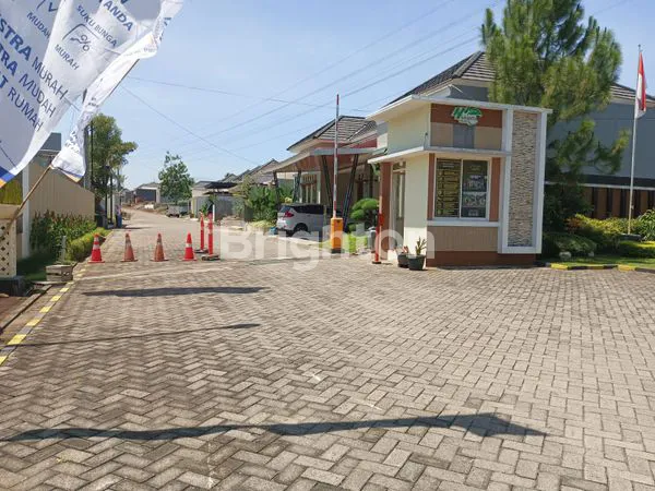 image RUMAH STRATEGIS DI KOMPLEKS ELIT DI UNGARAN BARAT (8)