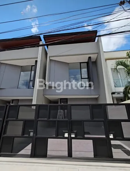 image RUMAH CANTIK SIAP HUNI MULYOSARI ROW 3 MOBIL DEKAT PAKUWON CITY, UNAIR, ITS (1)