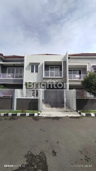 image RUMAH MEWAH 4 LANTAI DI VILA INTAN PAKUAN (1)