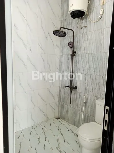 image RUMAH HOOK JATIBENING, 4 KT, CARPORT 2 MOBIL (3)