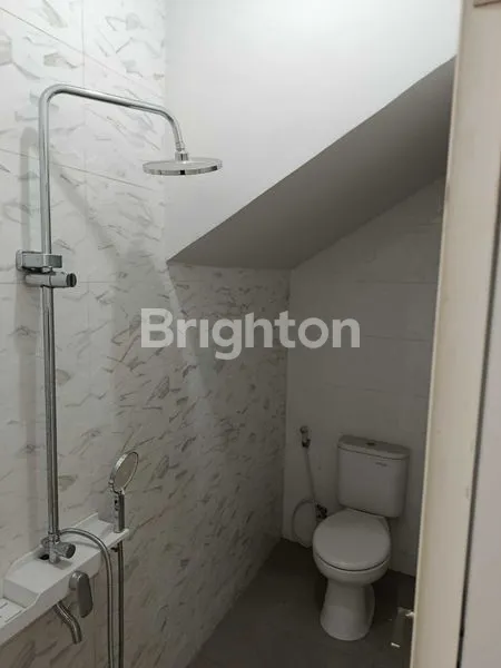 image SCANDINAVIAN MINIMALIS 2 LANTAI (2)