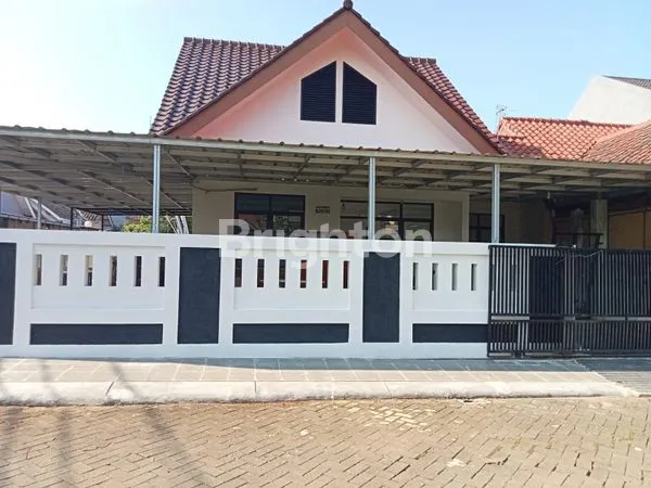 image RUMAH HOOK JATIBENING, 4 KT, CARPORT 2 MOBIL (6)