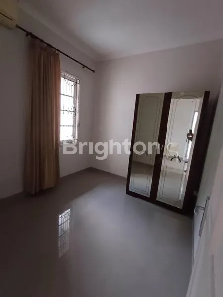 image RUMAH 3KT SIAP HUNI DI REMBRANT LEGENDA WISATA CIBUBUR (6)