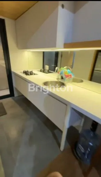 image FLEEKHAUS R BSD CITY, 2 LANTAI, 2KT 1KM FULL FURNISH (8)